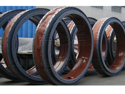 如何選擇物美價廉的風(fēng)道纖維織物補償器 如何選擇物美價廉的風(fēng)道纖維織物補償器