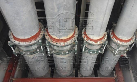 波紋<a href=http://zuezu.cn target=_blank class=infotextkey>補償器</a>安裝現(xiàn)場圖