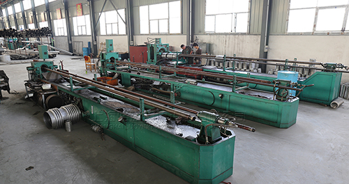 <a href=http://zuezu.cn target=_blank class=infotextkey>波紋補償器</a>生產(chǎn)現(xiàn)場